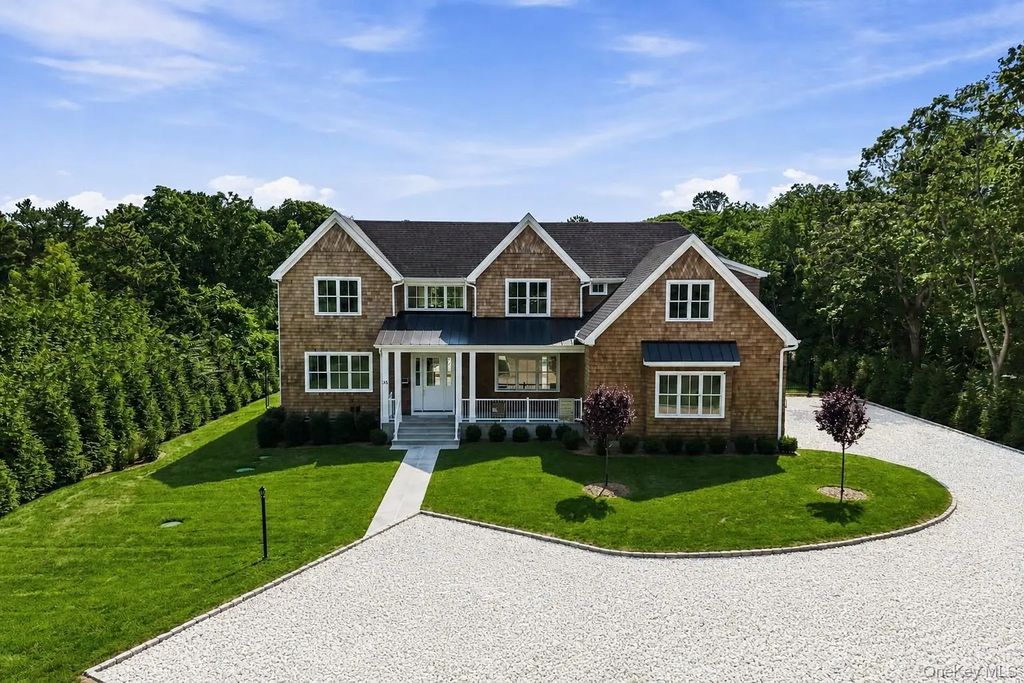 34 Old Main Road, Quogue