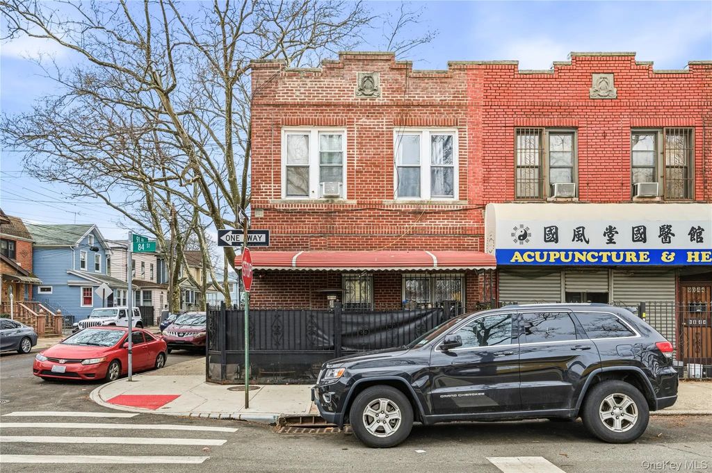 82-15 91 Avenue, Woodhaven