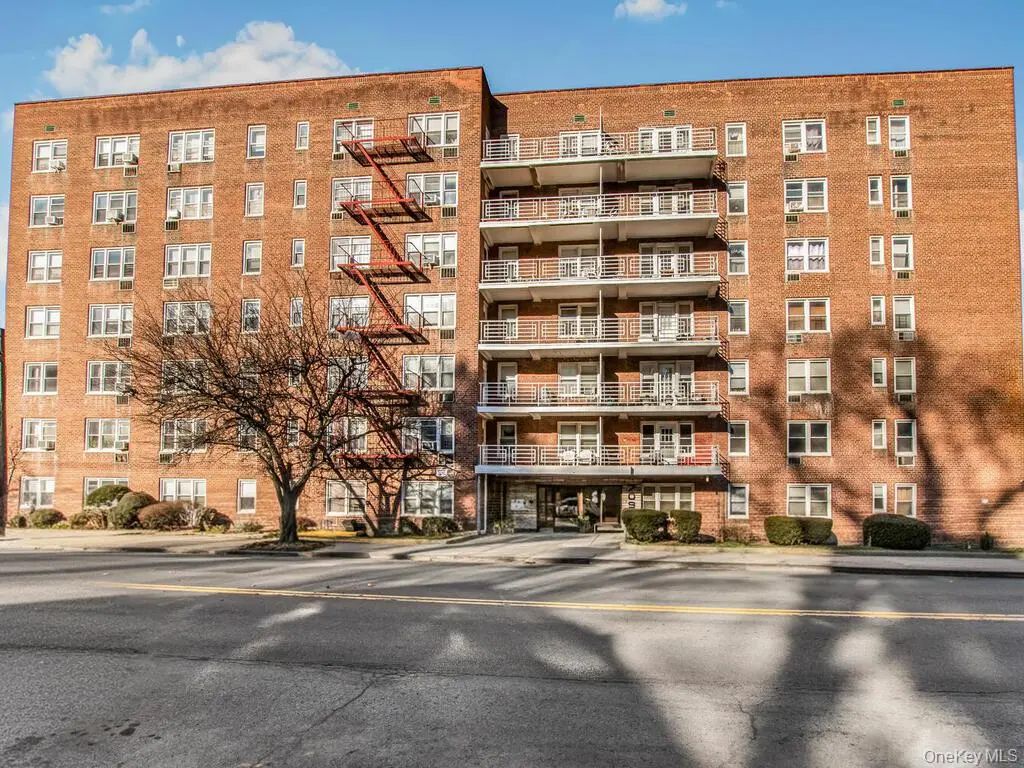 709 Warburton Ave # 3b, Yonkers