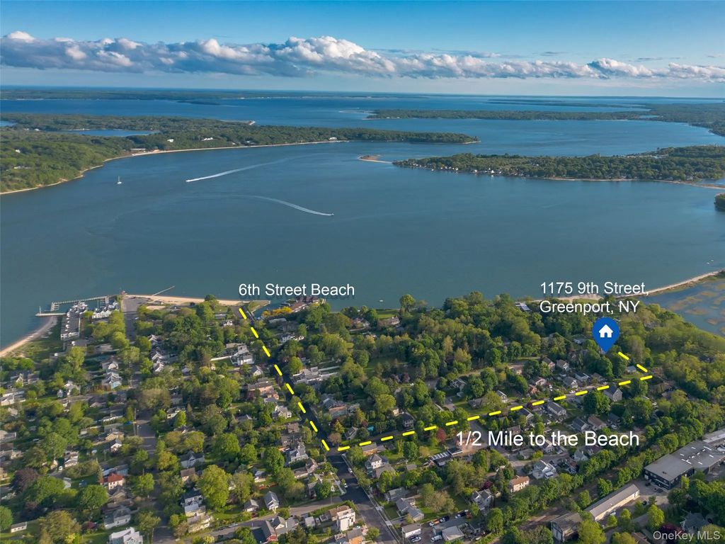 1175 9th Street, Greenport