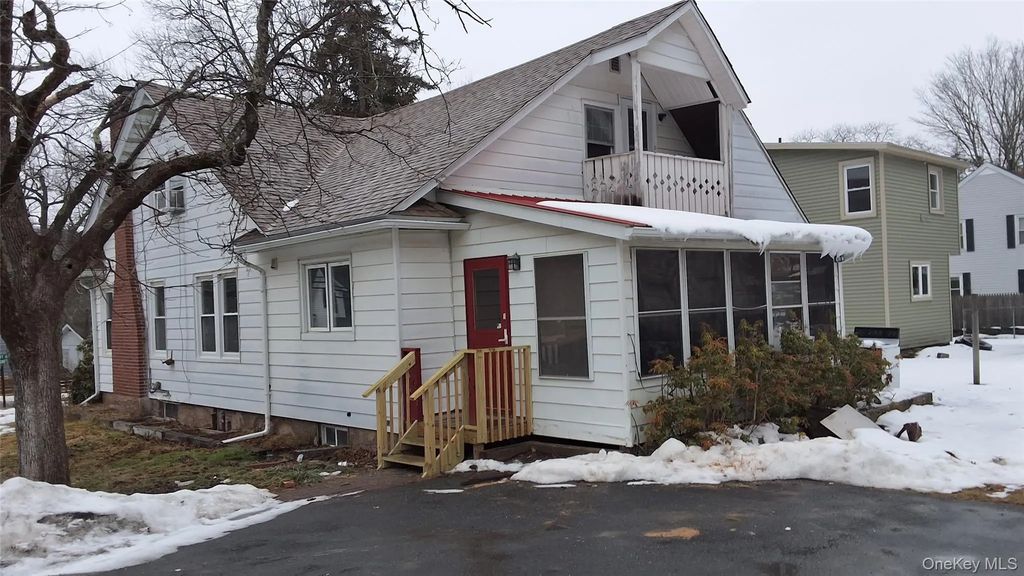 6222 State Route 42, Fallsburg