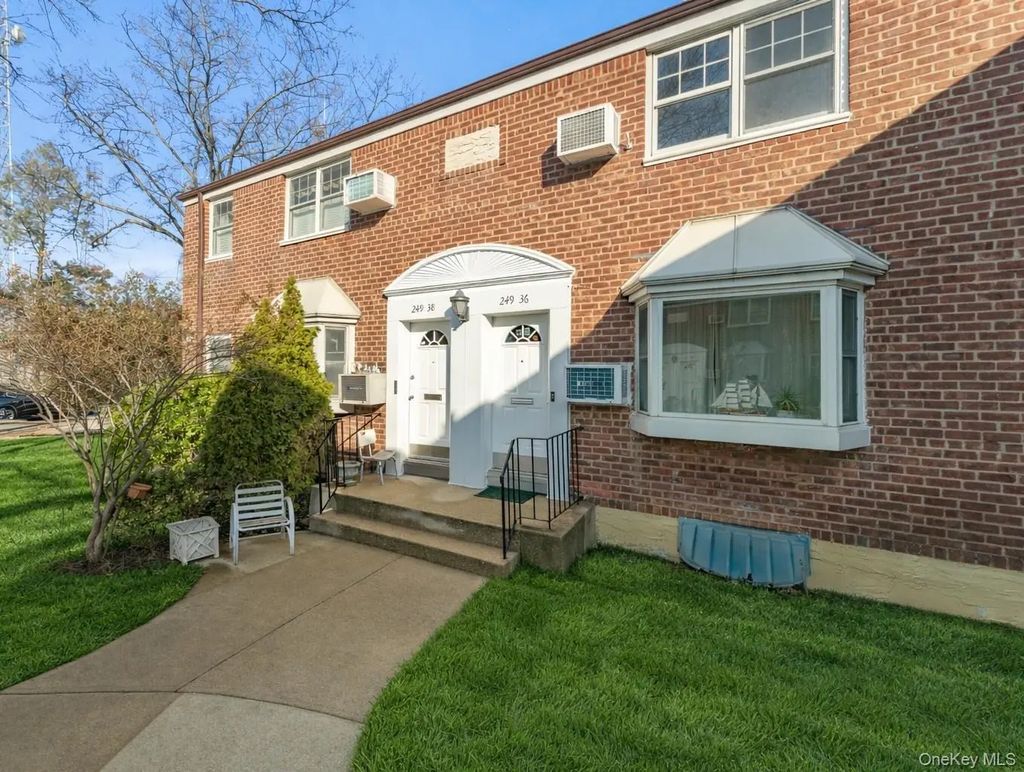 249-36 63rd Avenue # #4-1282, Little Neck