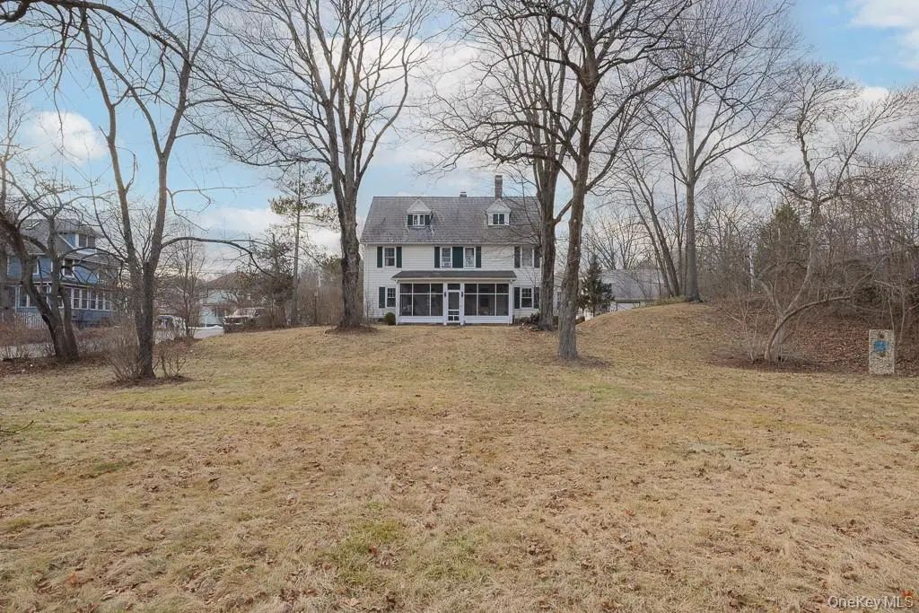 102 W Wiley Street, Maybrook