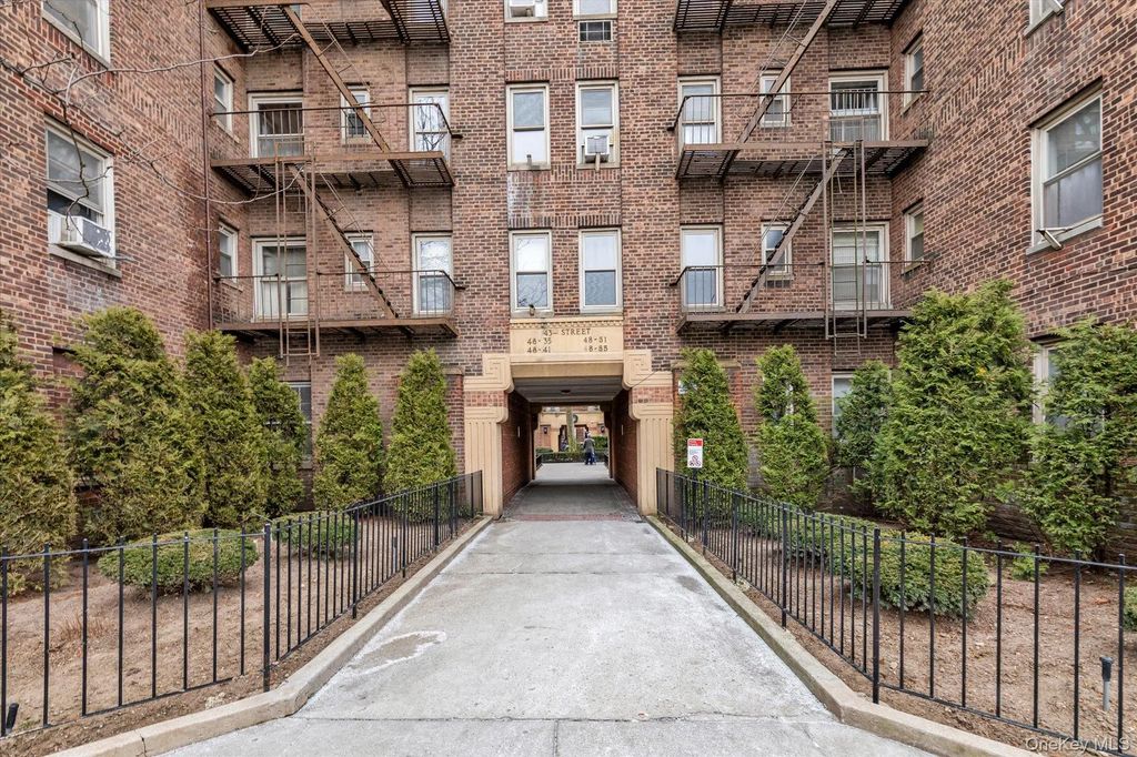 48-35 43 Street # 4c, Woodside