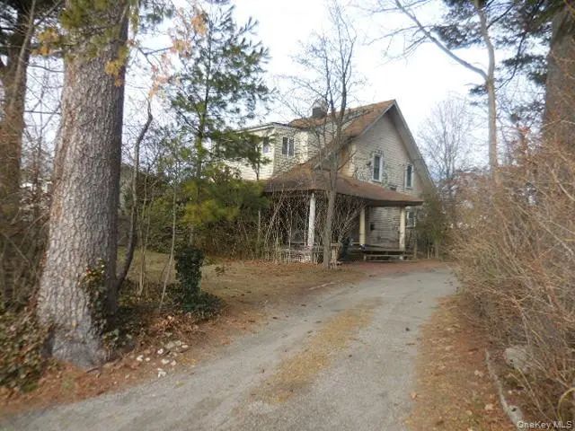 Photo of Listing #952842