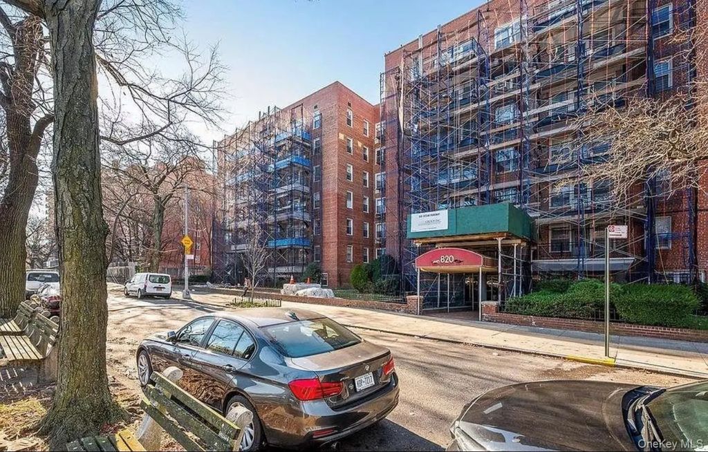 820 Ocean Parkway # 404, Brooklyn