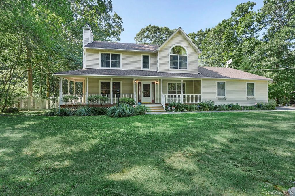 230 Jennings Road, Southold