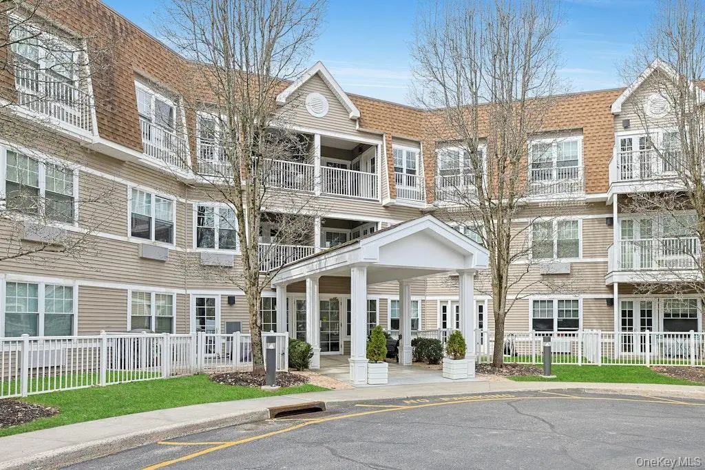 312 Sutton Drive # 312, Mount Kisco