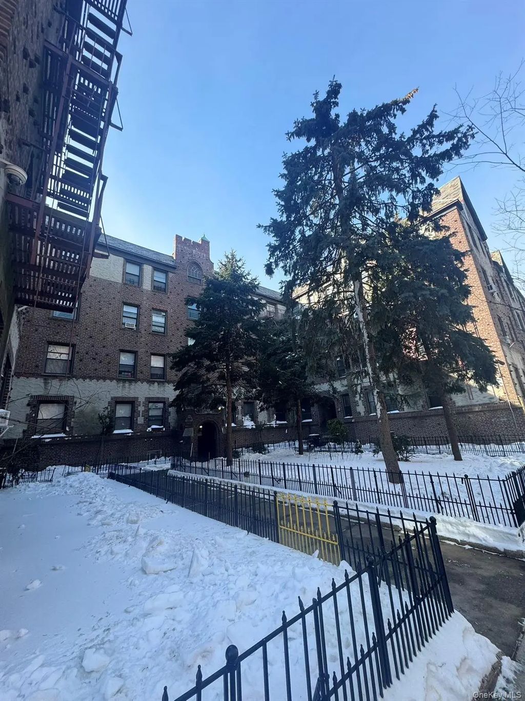 61-40 Saunders Street # C5, Rego Park