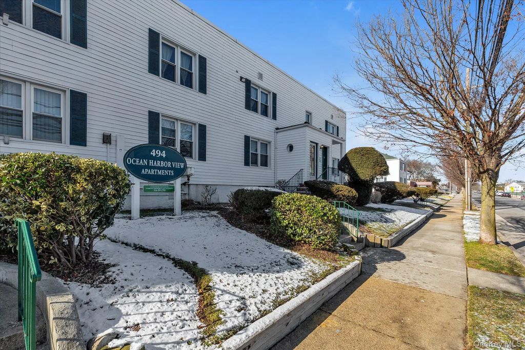 494 S Ocean Avenue # 1m, Freeport