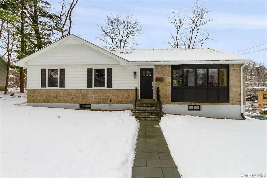 331 Alta Vista Drive, Yonkers
