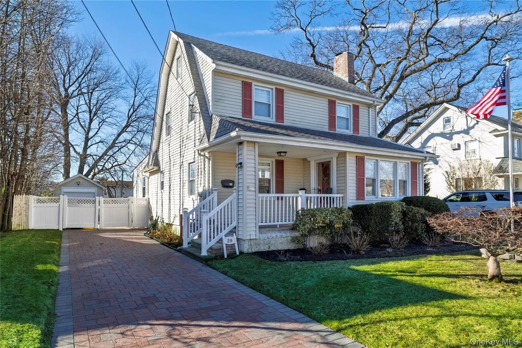 29 Norwich Avenue, Lynbrook