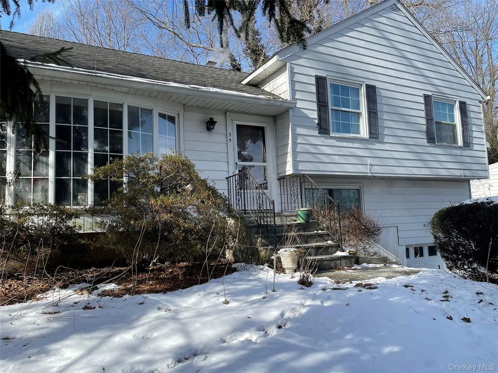 35 Lincoln Place, White Plains