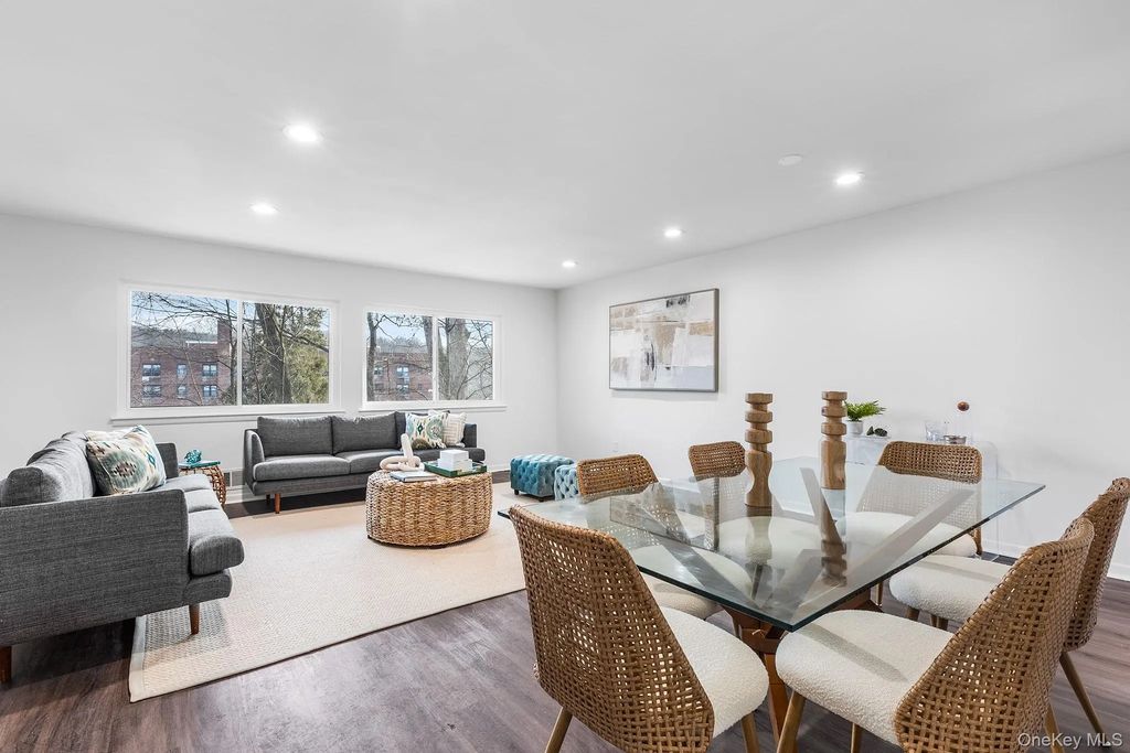 25 Barker Street # 406, Mount Kisco