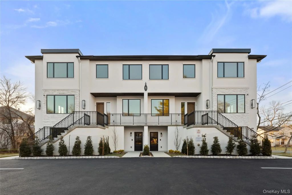 1 Dykstras Way W # 201, Monsey