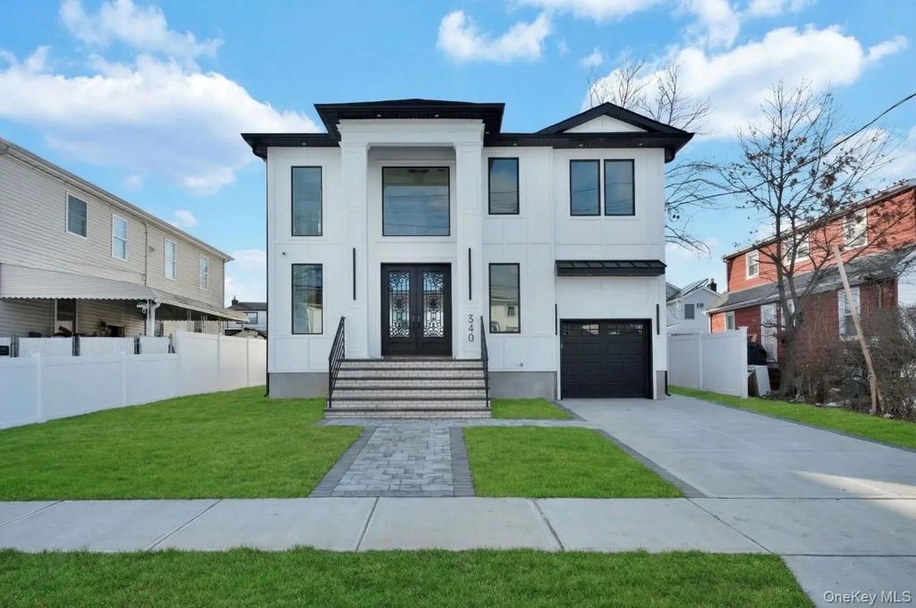 340 Doris Avenue, Franklin Square