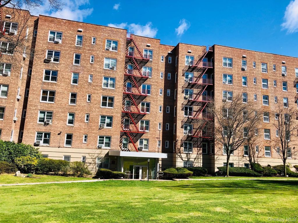 1300 Midland Avenue # A-36, Yonkers