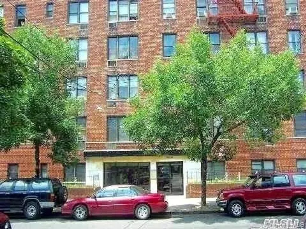 92-29 Lamont Avenue # 1b, Elmhurst