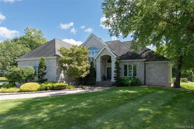 59 Wintergreen Place, Hopewell Junction