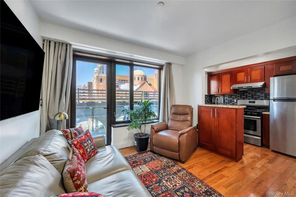 30-63 31st Street # 301, Astoria
