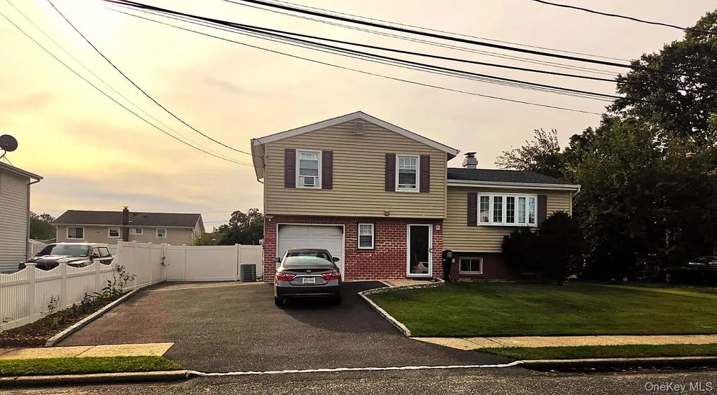 8 Speed Street, Brentwood