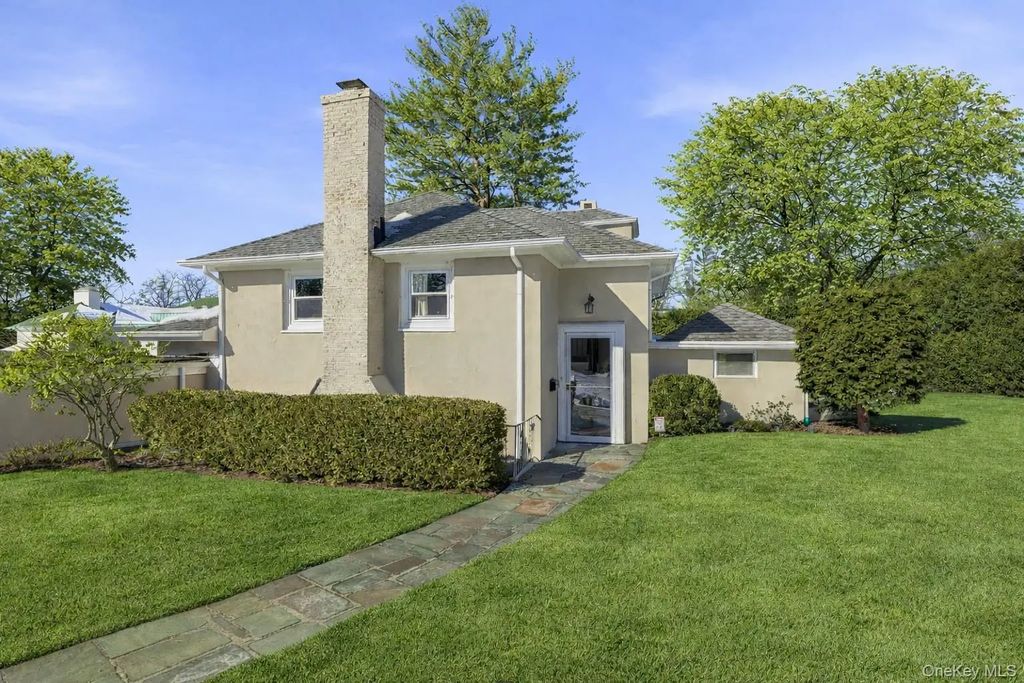 4 Dupont Avenue, White Plains