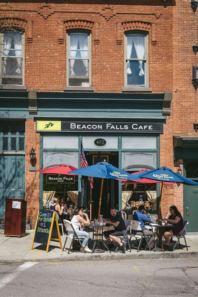 472 Main Street, Beacon