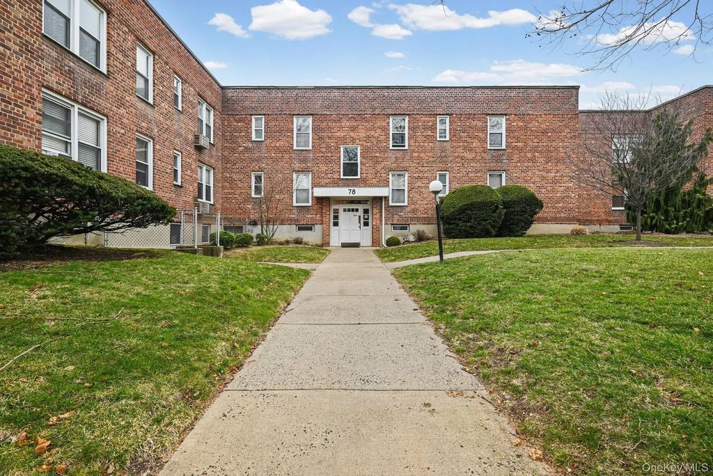 78 Gibson Boulevard 1b, Valley Stream