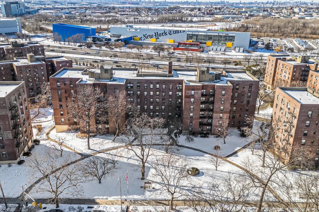 25-34 Union Street # 5g, Flushing