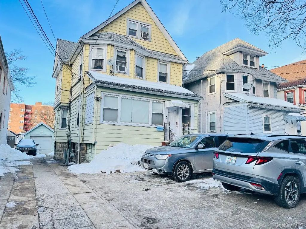14705 35th Avenue, Flushing