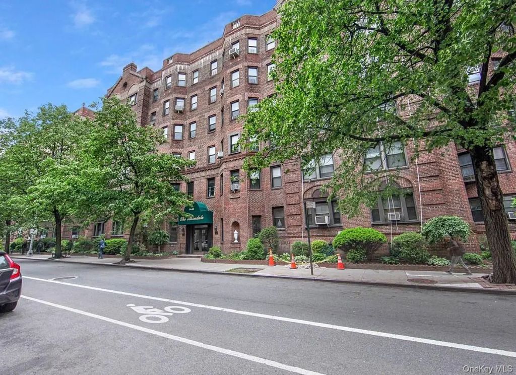 34-24 82nd. Street # 1n, Jackson Heights