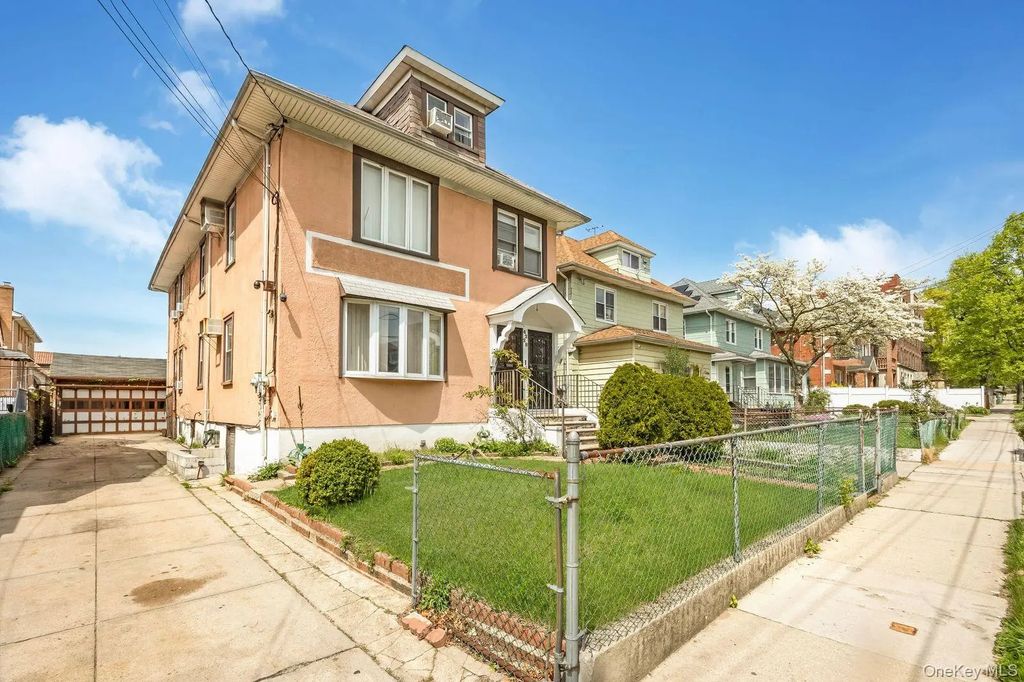 42-28 159th Street, Flushing