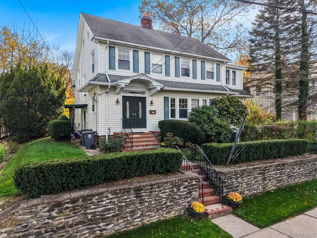 122 Greenacres Avenue, White Plains