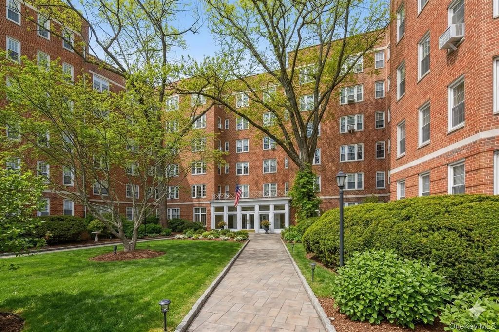 949 Palmer # 3h, Bronxville