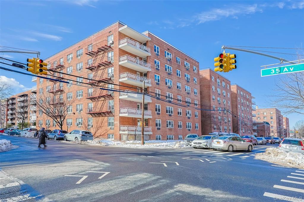 3420 Parsons Boulevard # 3g, Flushing