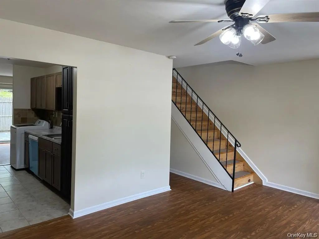 95 Hill Court, Calverton