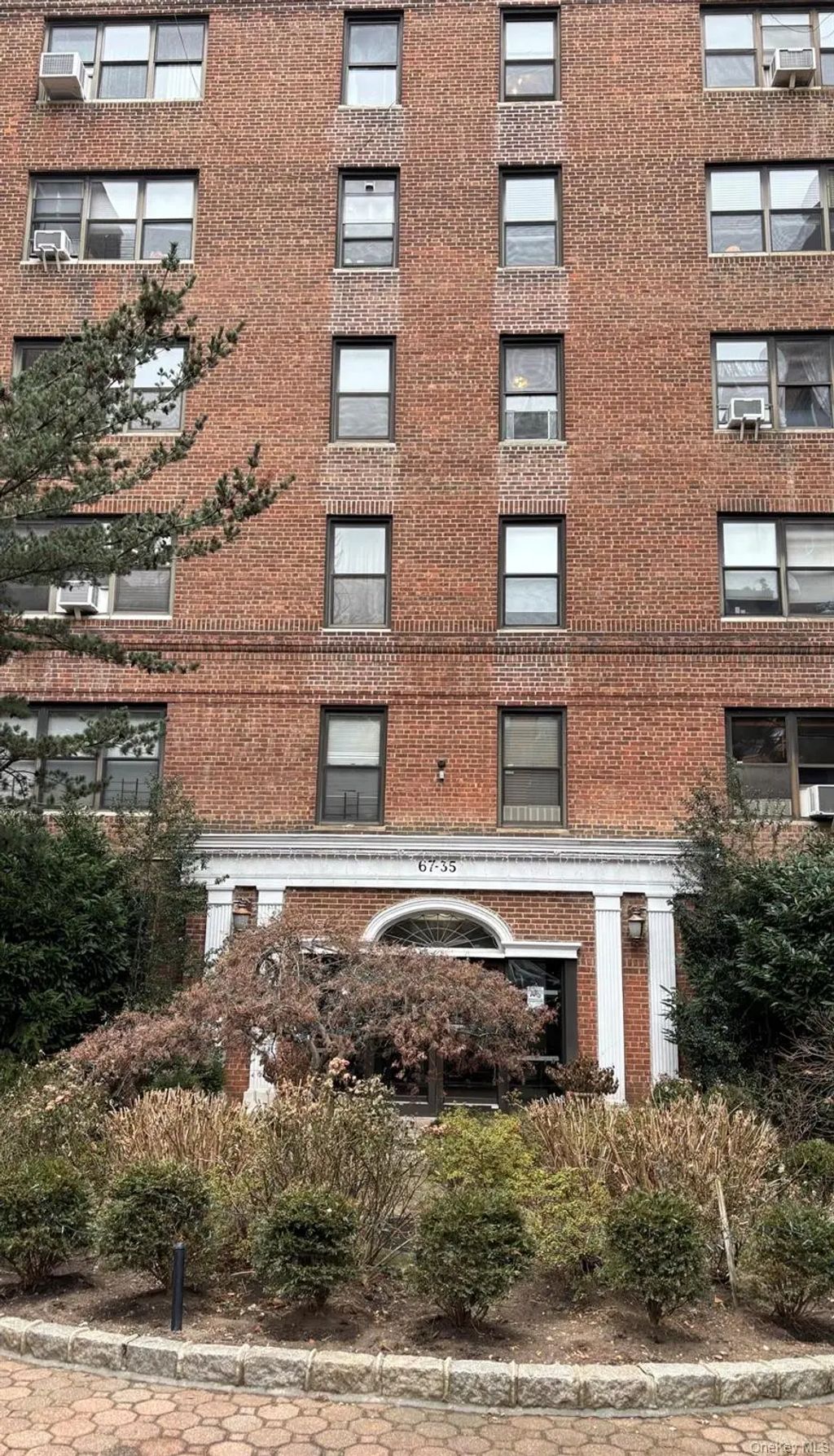 67-35 Yellowstone Boulevard # 60, Forest Hills