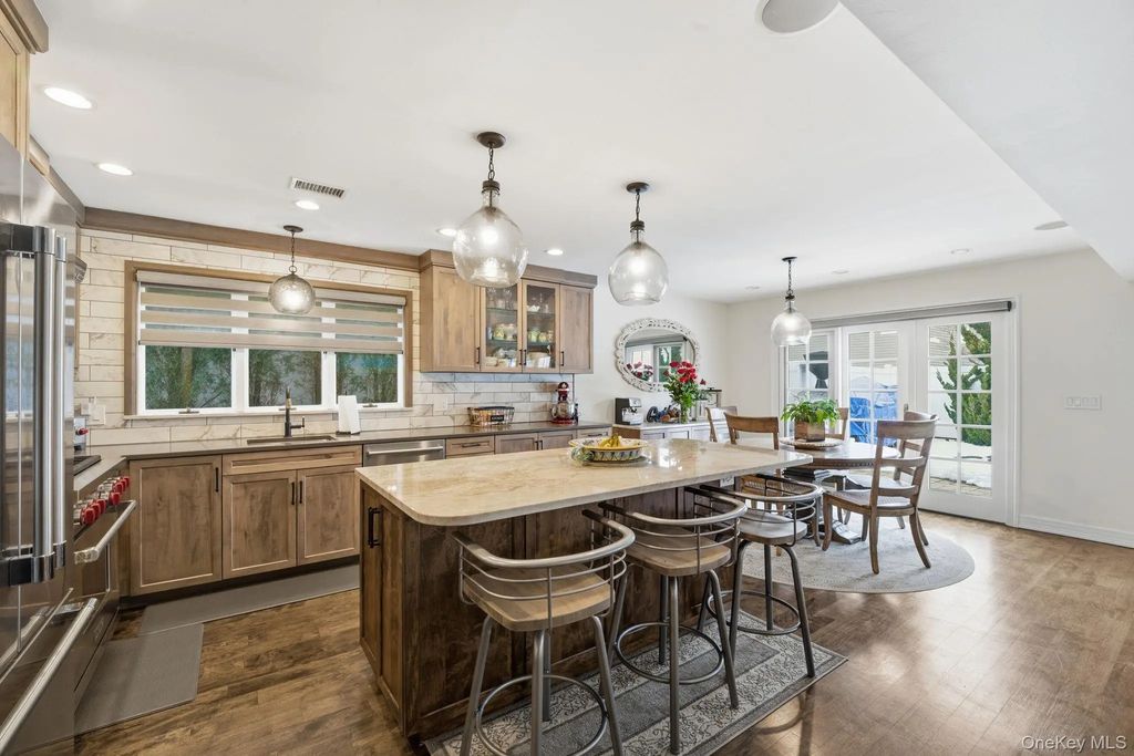 16215 85th Street, Howard Beach