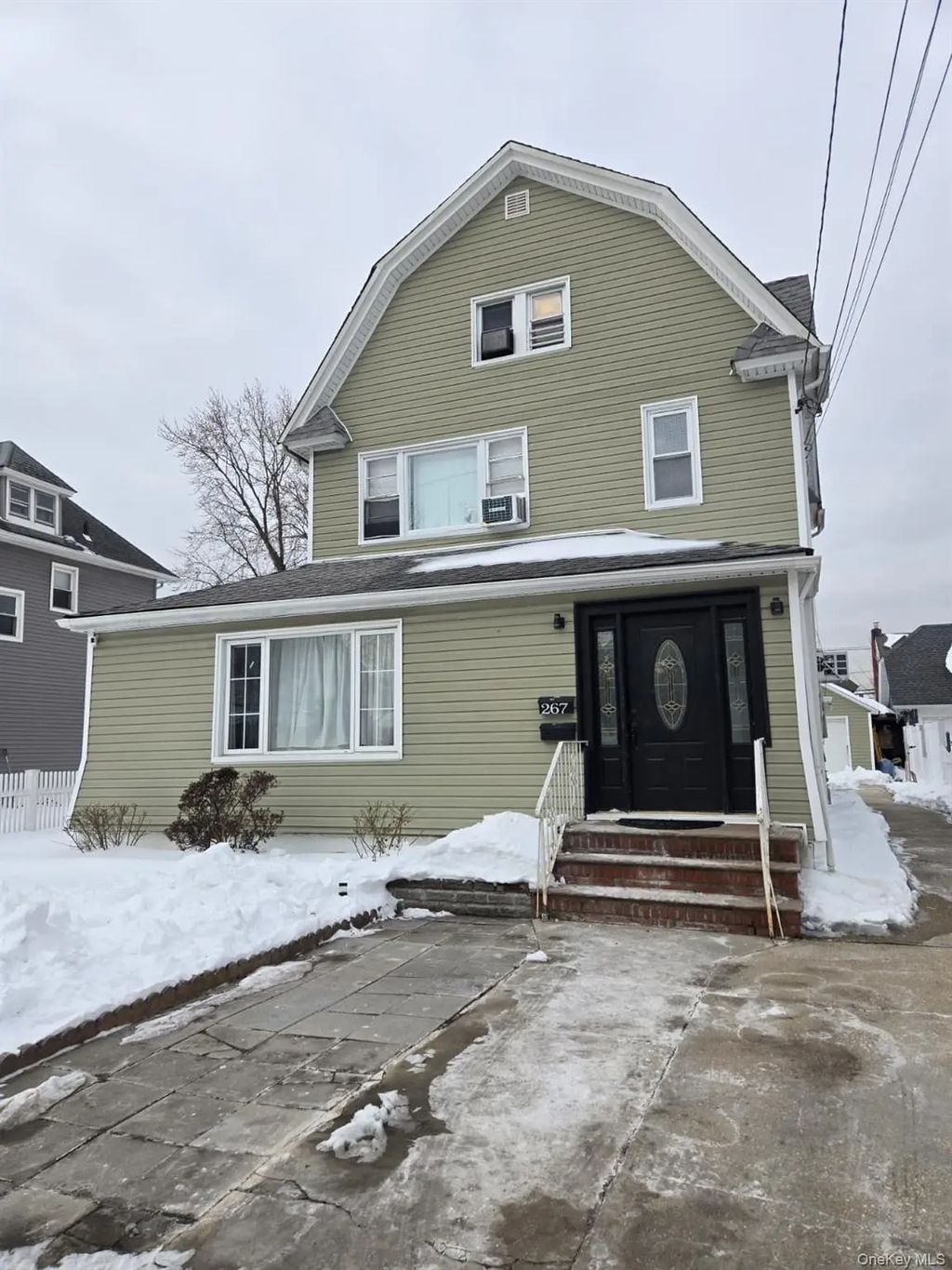 267 Denton Avenue, Lynbrook
