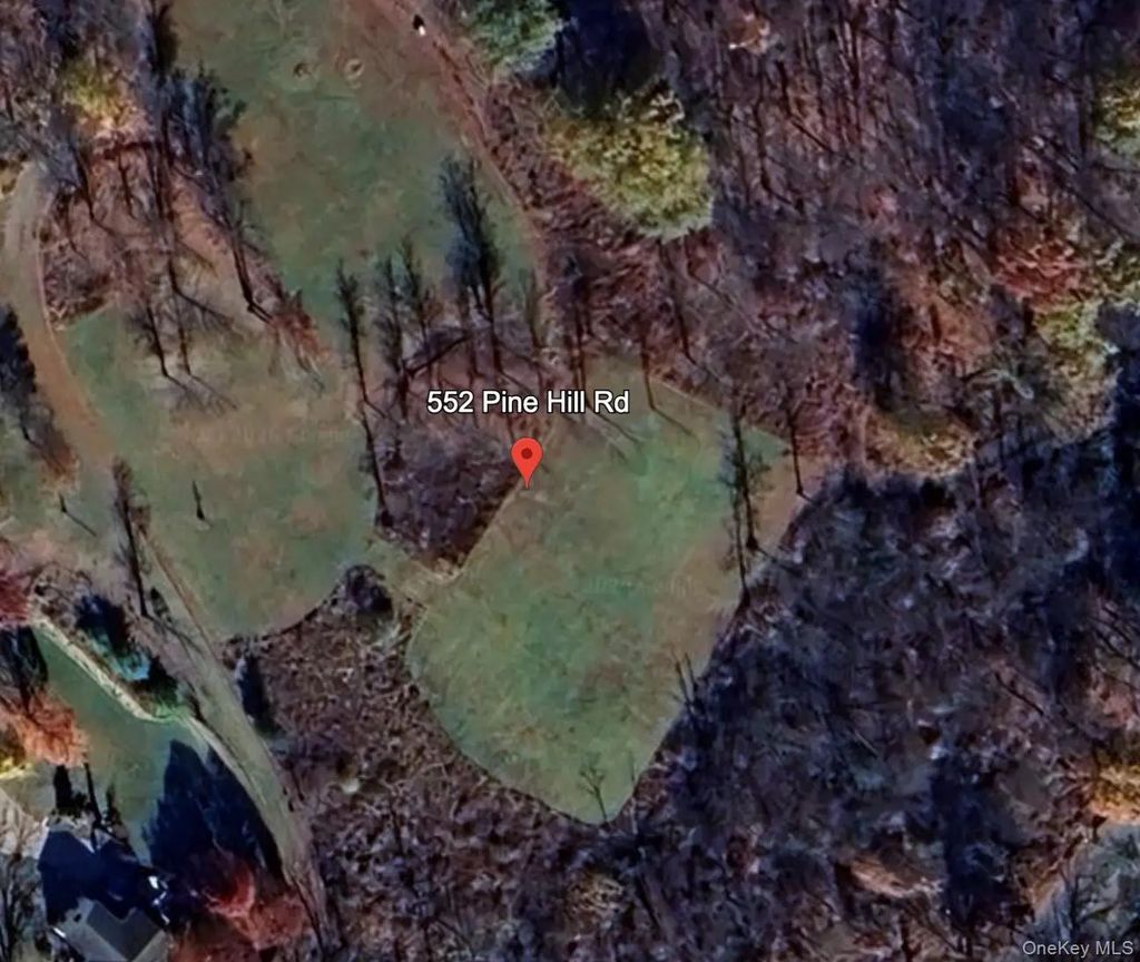 552 Pine Hill Road, Chester