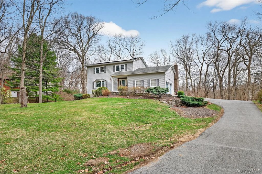 24 Pellbridge Drive, Hopewell Junction