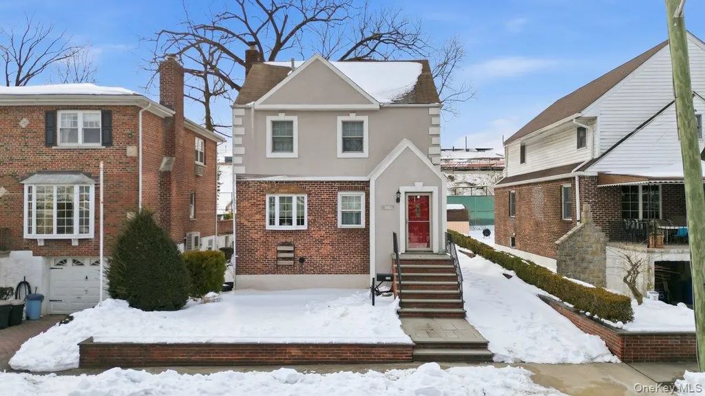 238 Kimball Terrace, Yonkers