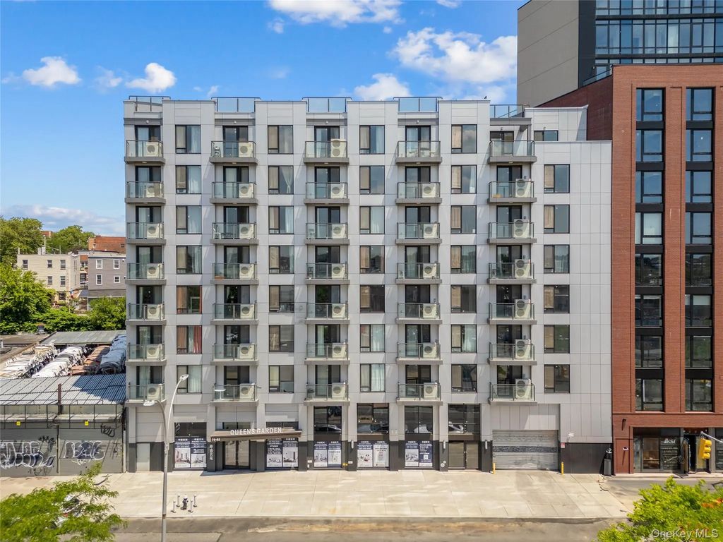 70-65 Queens Boulevard # 7i, Woodside
