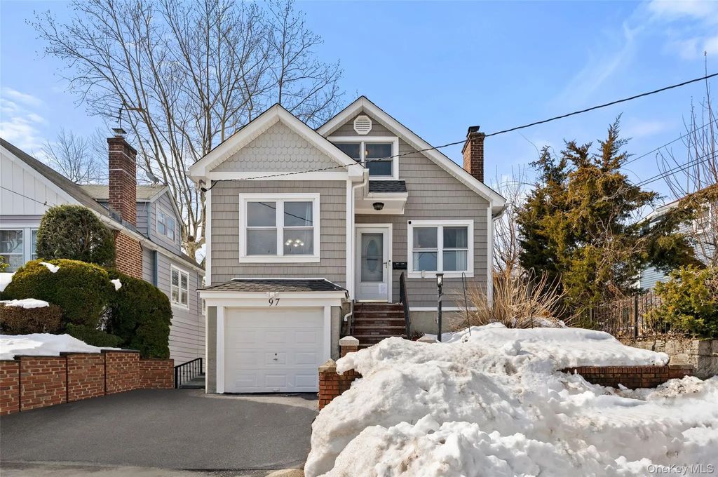 97 Staunton Street, Yonkers