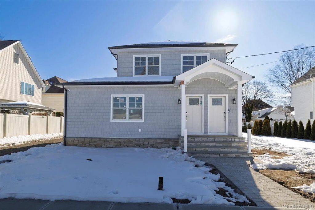 8 1st Street, Lynbrook