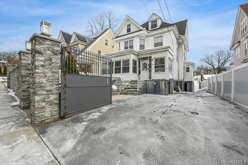 798 N Broadway, Yonkers