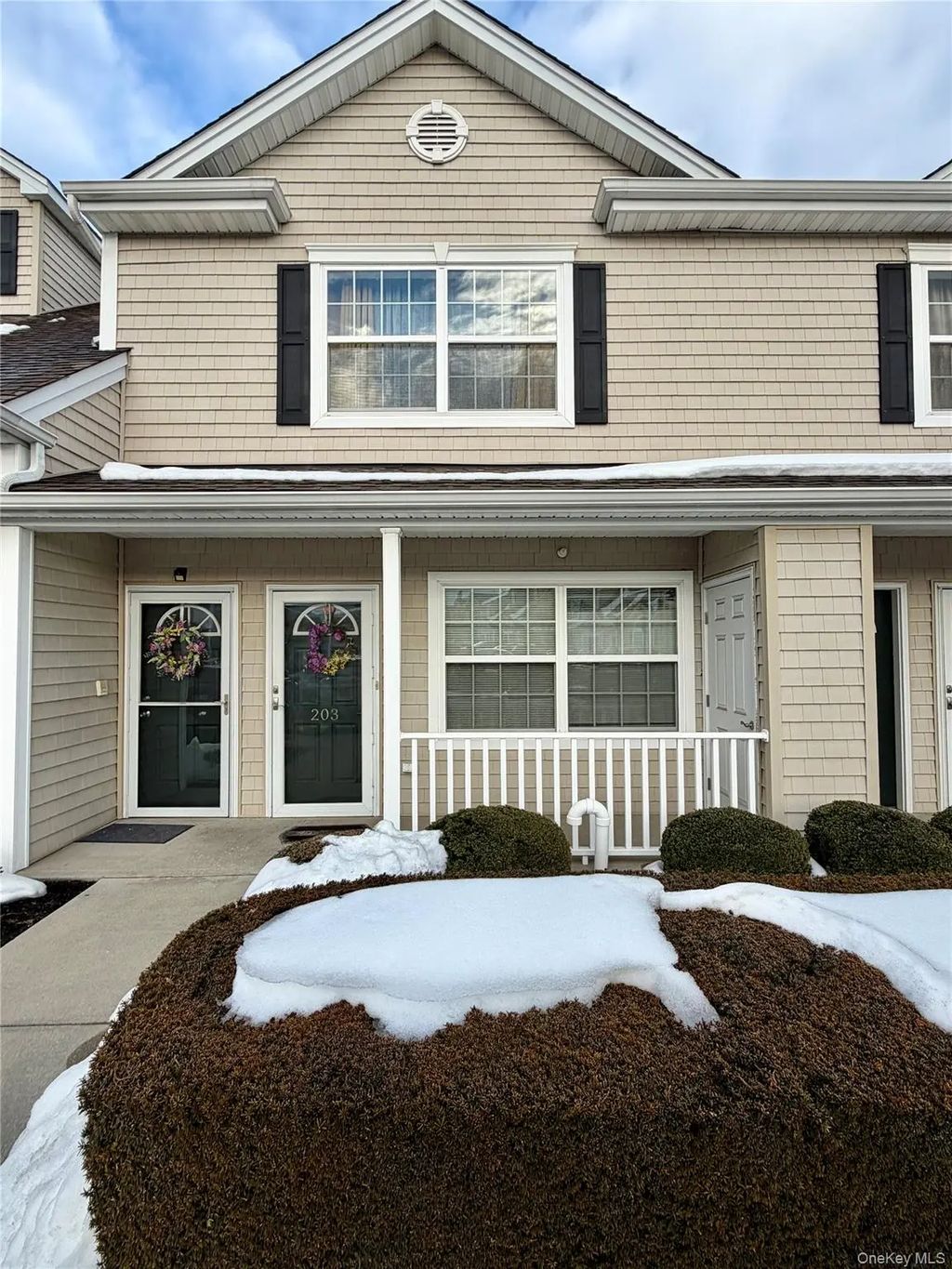 203 Willow Lane, Valley Stream