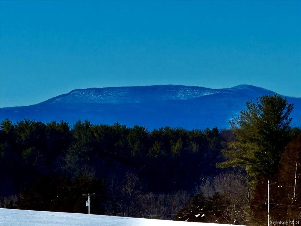 Rte 9, Hudson