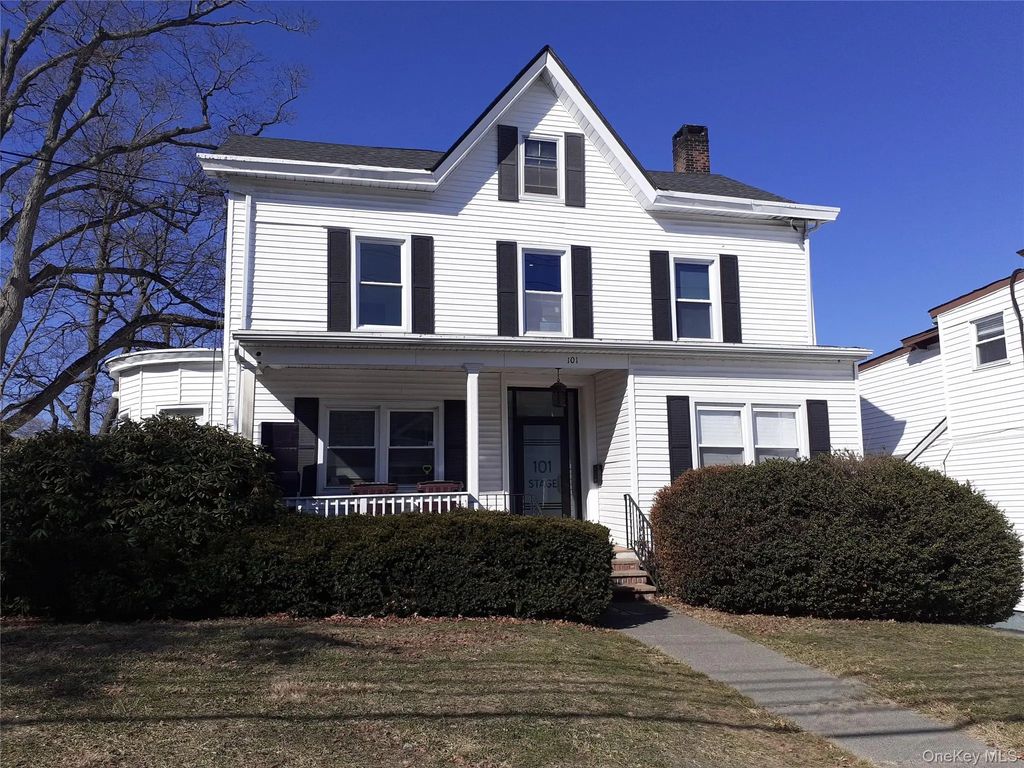 101 Stage Road, Monroe