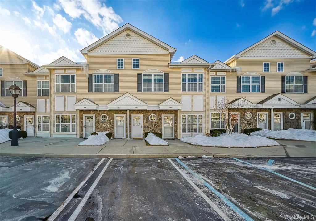 479 Spring Drive, East Meadow